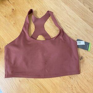 Gap Fit Eclipse Racerback Sports Bra in Rust Terracotta Color NWT Medium